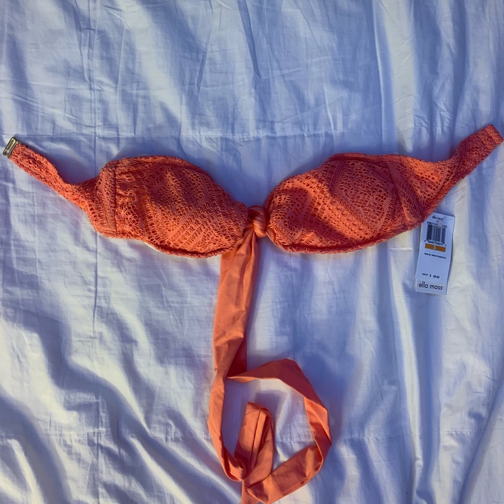 Strapless bandeau bikini top